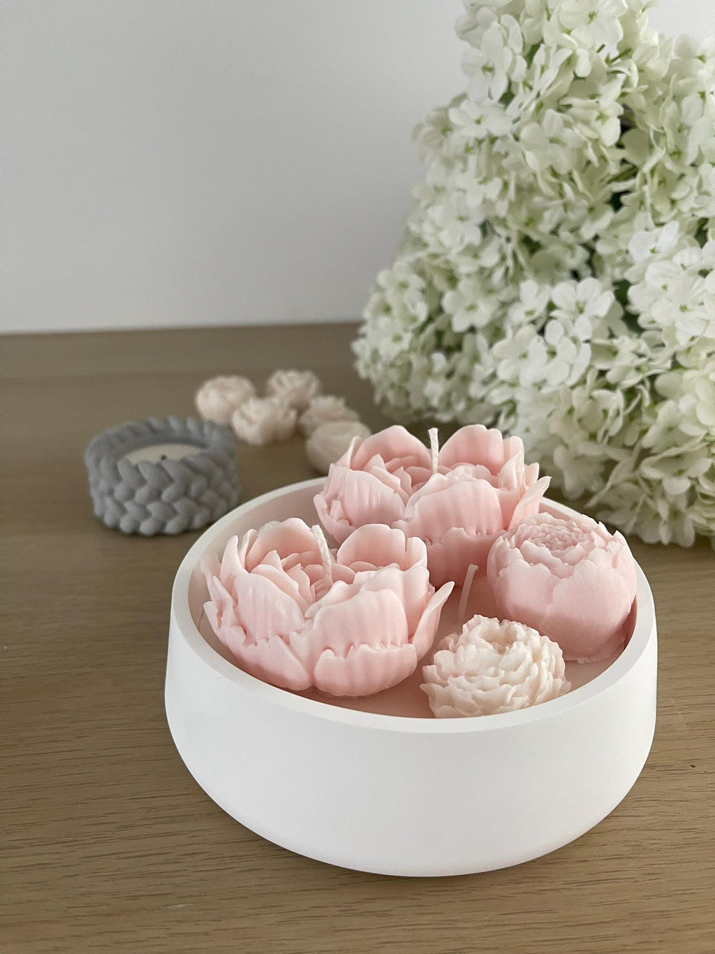 Handmade Flower Candle | Peony & Rose Design | Elegant Decorative Candle | Romantic Gift for Her | Aesthetic Home Decor